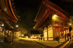 除夜の寺