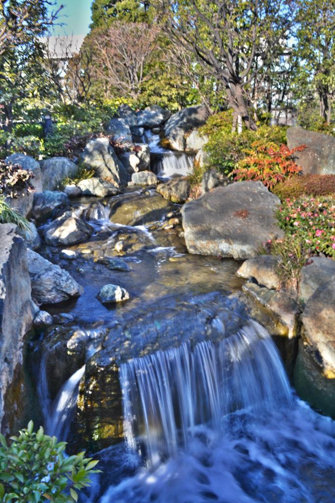 浅草寺前にて