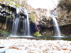 陣馬の滝。