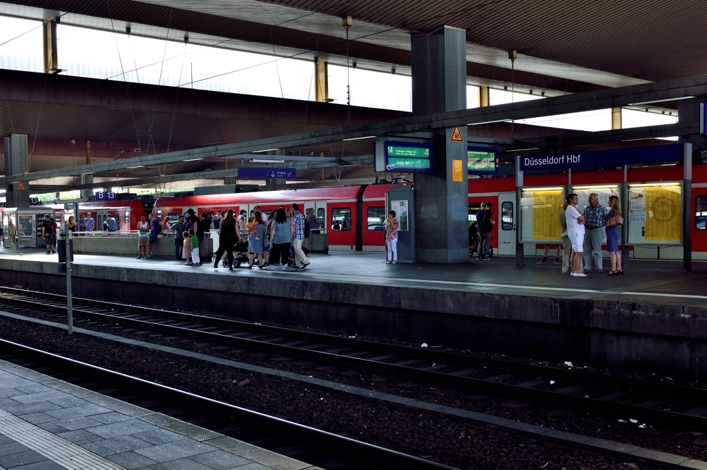 ドイツの旅　デュッセルドルフ中央駅