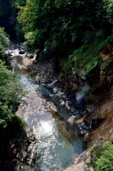 鬼怒川上流　川俣温泉 間欠泉