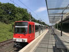 帰国 最寄りの駅からボン中央駅へ