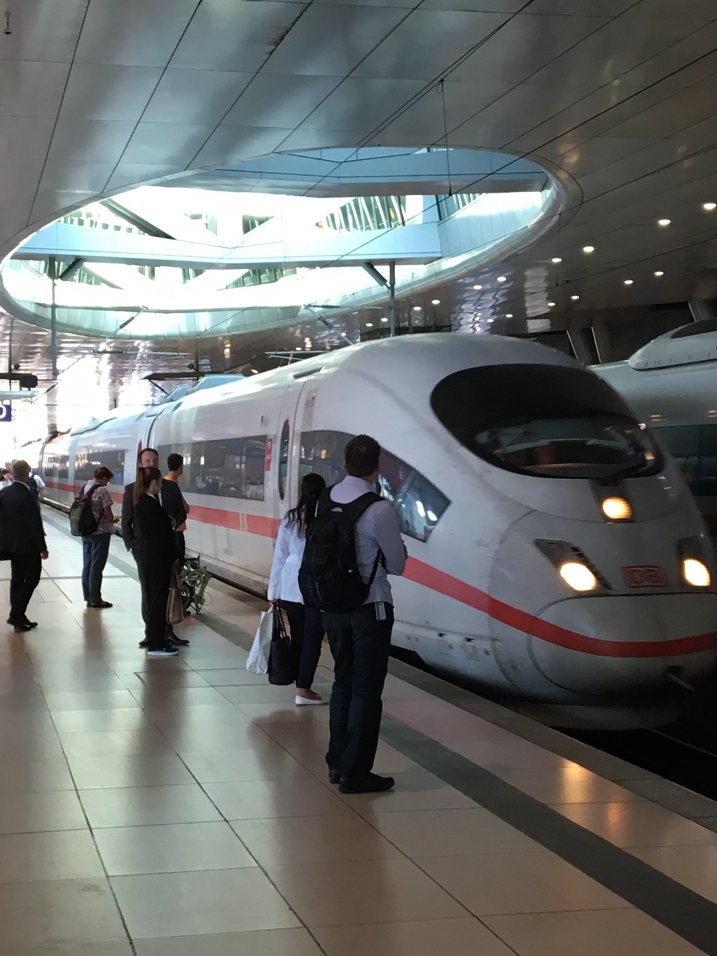 フランクフルト国際空港からボンへ