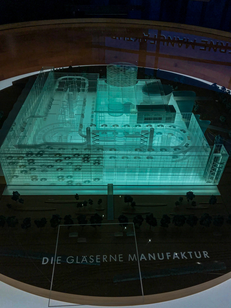 VWガラスの工場透視模型＠ドレスデン