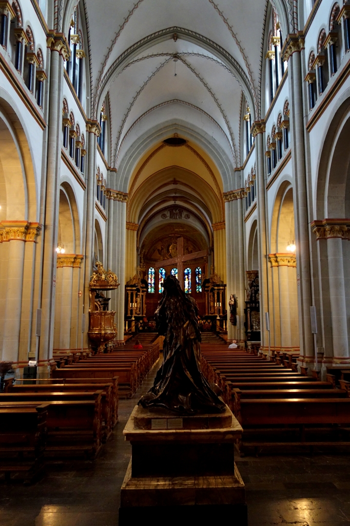 ドイツ＆ベルギーの旅　ボン大聖堂(ミュンスター聖堂)１