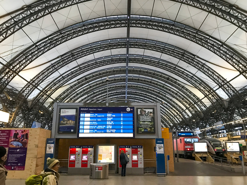 ドレスデン中央駅中央ホーム