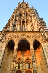 ドイツ＆ベルギーの旅　見上げるウルム大聖堂