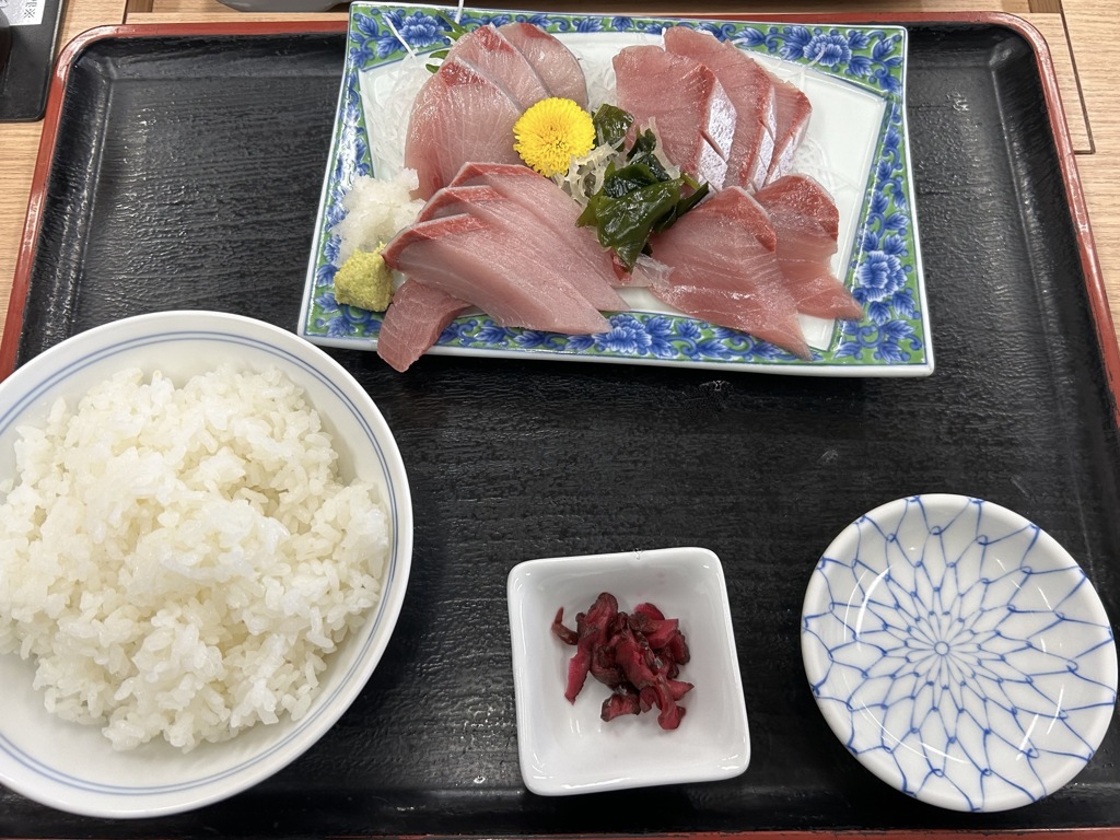 “ひみ寒ブリ” 刺身定食＠氷見漁港