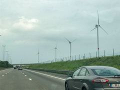 風力発電がどんどん建っているベルギー
