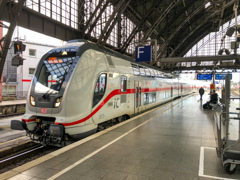 DB Intercity2＠ケルン中央駅