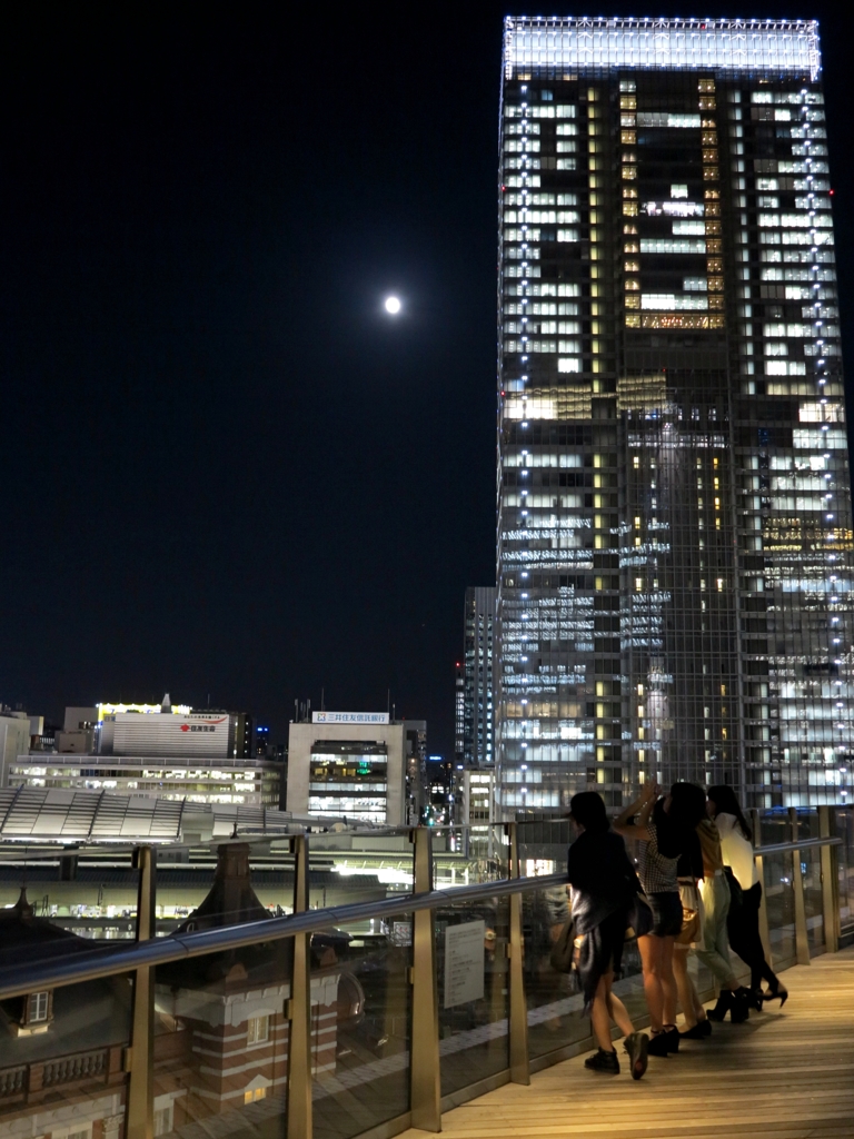 東京駅　仲秋の名月 前夜