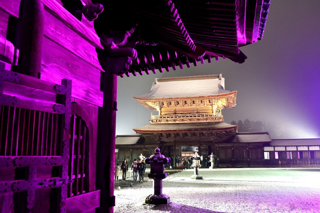 冬　夜の祈り　国宝・瑞龍寺１０　紫染 