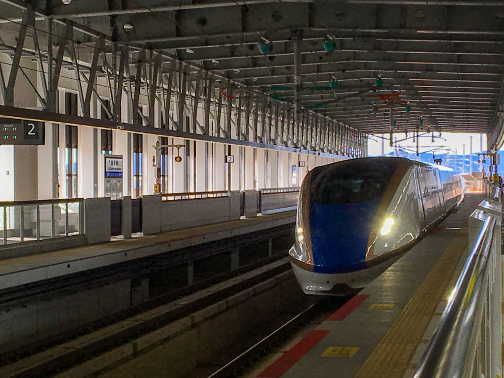 掘出し写真　東京へ…＠新高岡駅