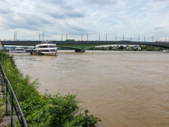 豪雨！ライン川増水