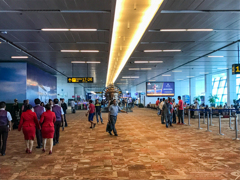 掘出し写真　コンコース光景＠インディラ・ガンディー国際空港