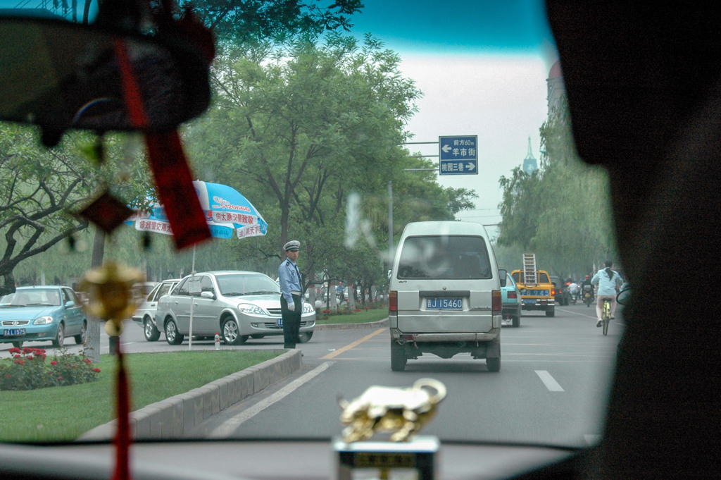 2006年中国の旅１　交通分離型道路？＠山西省 太原