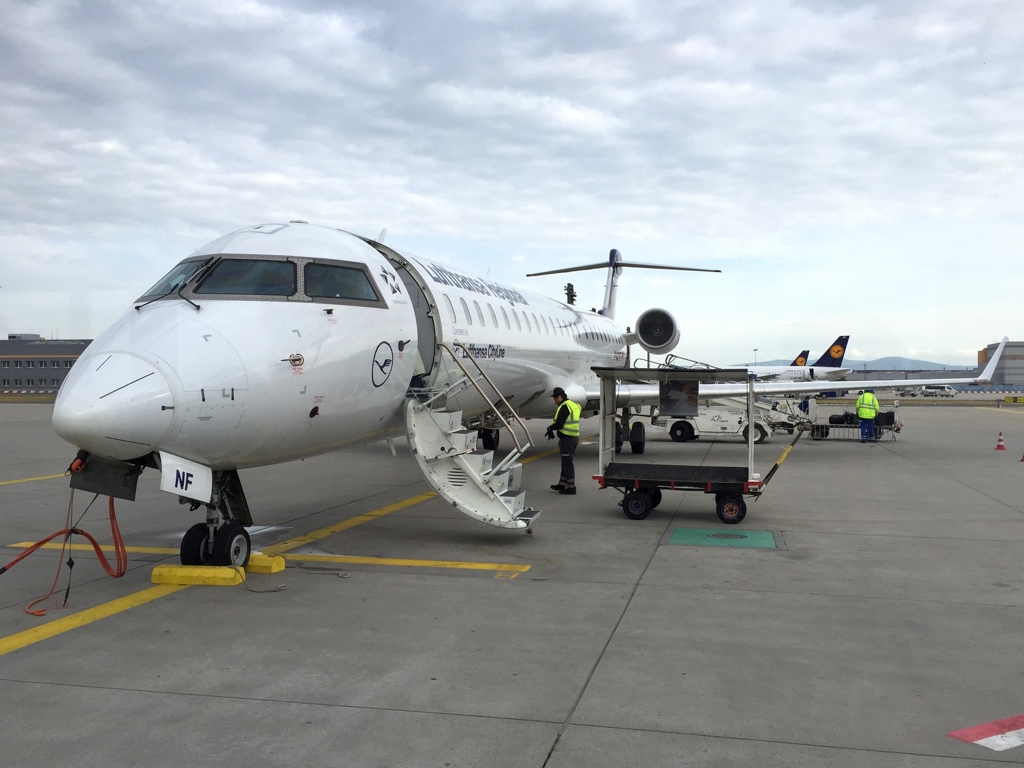 DE＆BEの旅　CRJ900 NextGen ＠フランクフルト国際空港