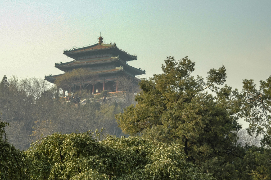 2004年中国の旅３　北京中軸線最高点にある萬春亭＠北京・景山公園