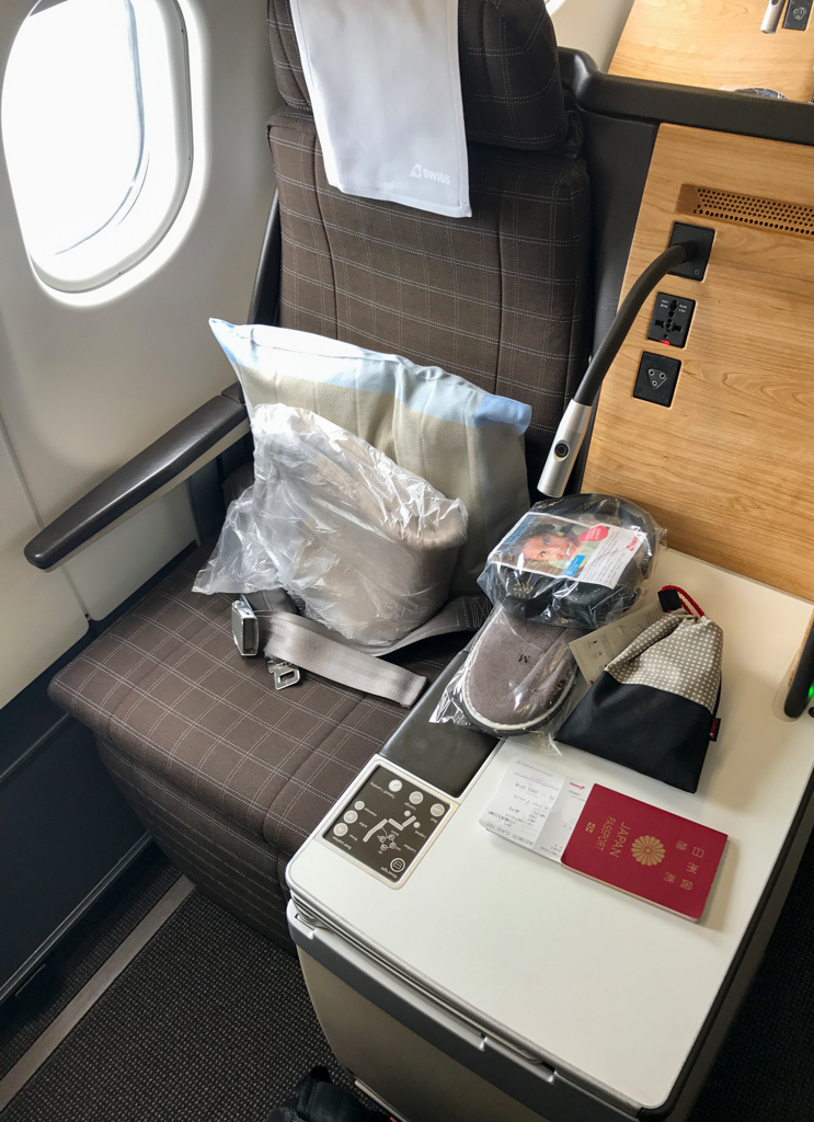 A340スイス国際航空チューリッヒ行きビジネス