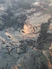 立山越え　立山アルペンルート上空