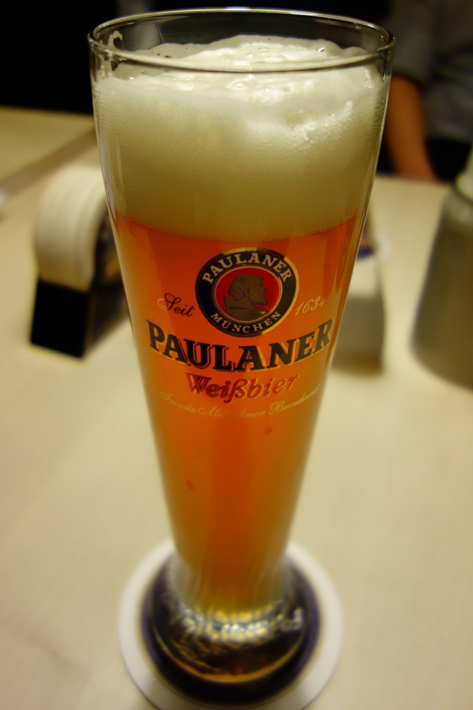DE＆BEの旅　ボンの夜に乾杯　その１