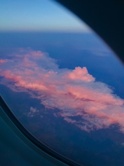 夕焼け雲を見下ろして…