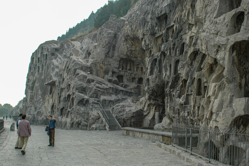 2004年中国の旅３　大小連なる石窟群 龍門石窟＠河南省・洛陽
