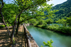 庄川水記念公園　旧二万七千石用水取水口跡全景