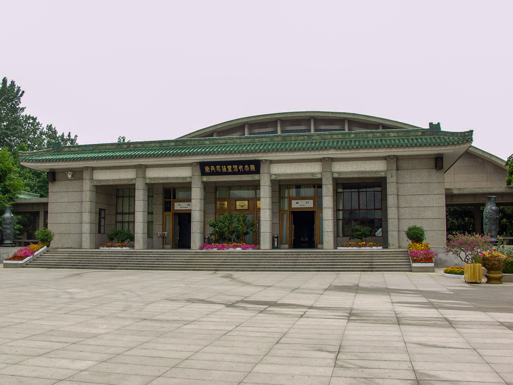 2004年中国の旅１　秦始皇兵馬俑博物館1号坑正面＠西安