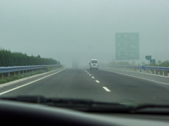 2003年中国の旅　霞む高速道路…＠河南省・焦作