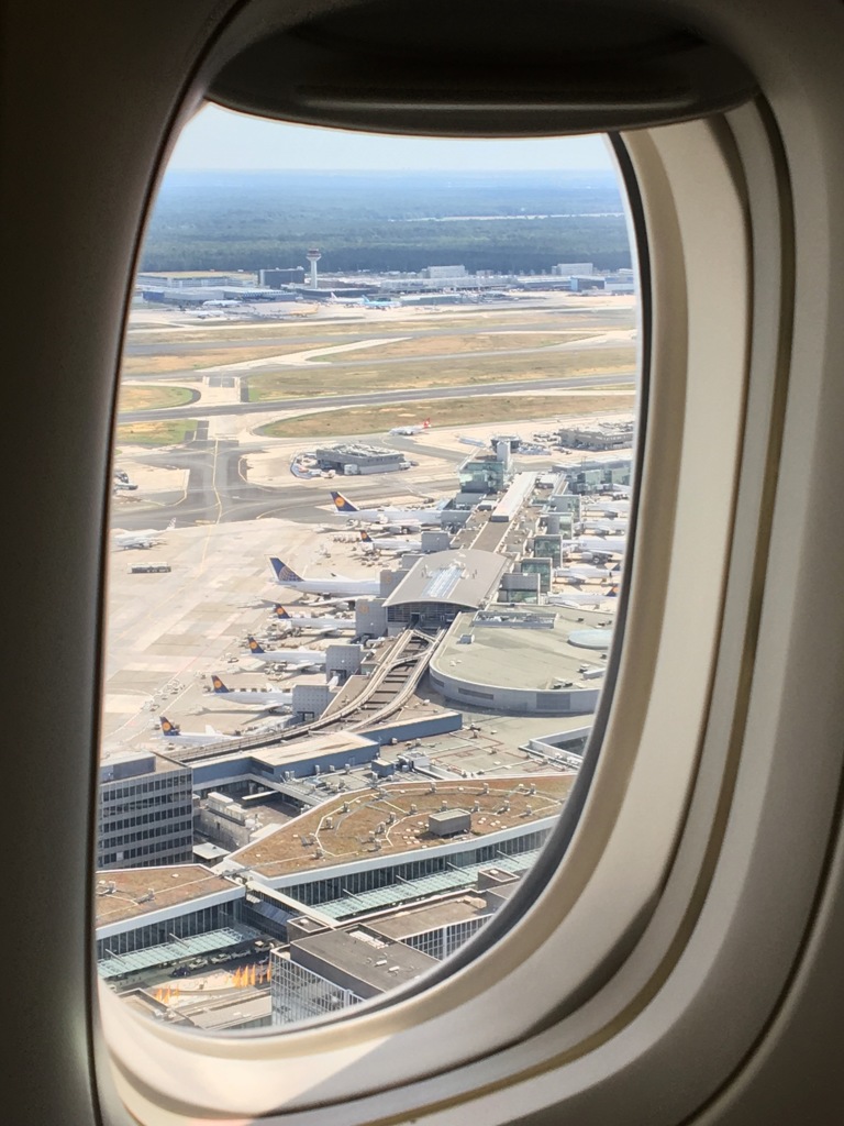 フランクフルト国際空港へ着陸