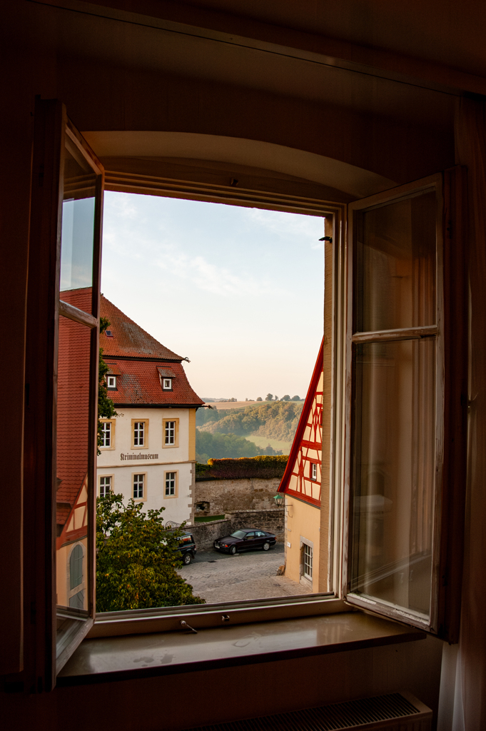 2006年ドイツの旅　ホテルの部屋の窓から…＠ローテンブルク