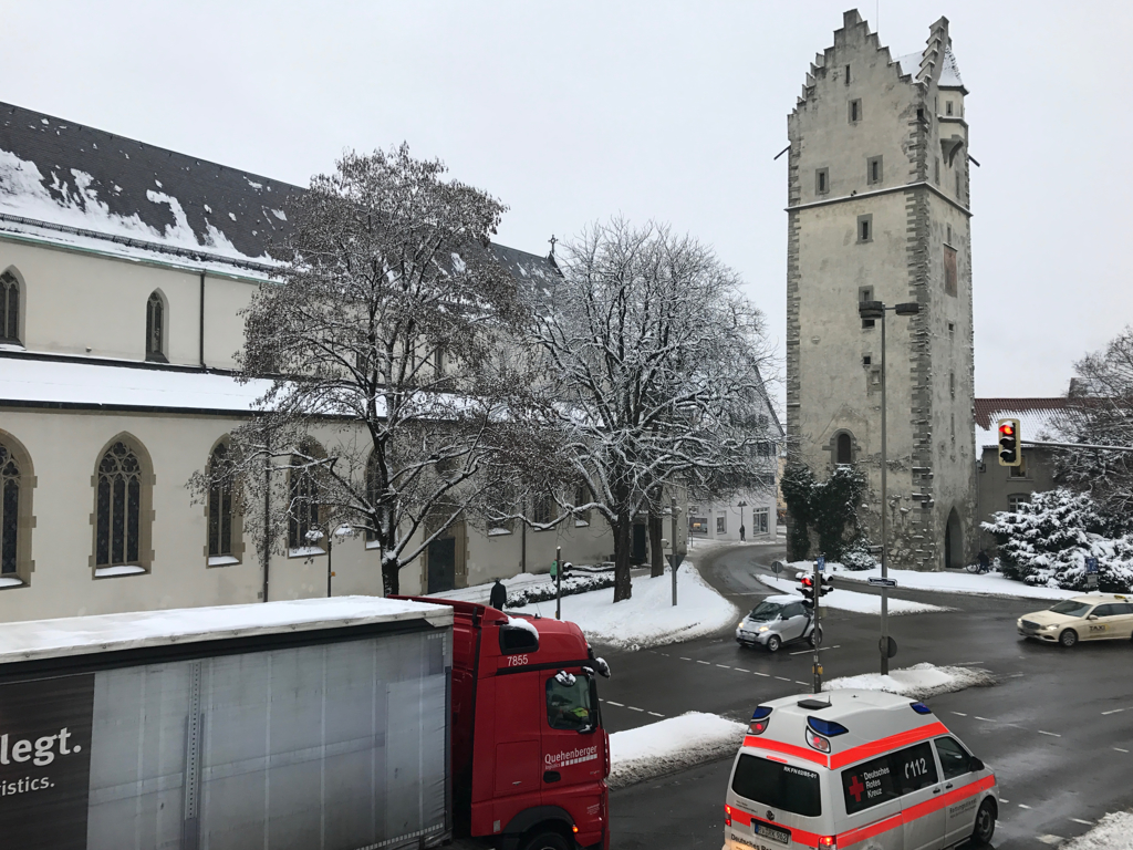 ホテルの窓から　雪の古都ラーベンスブルク