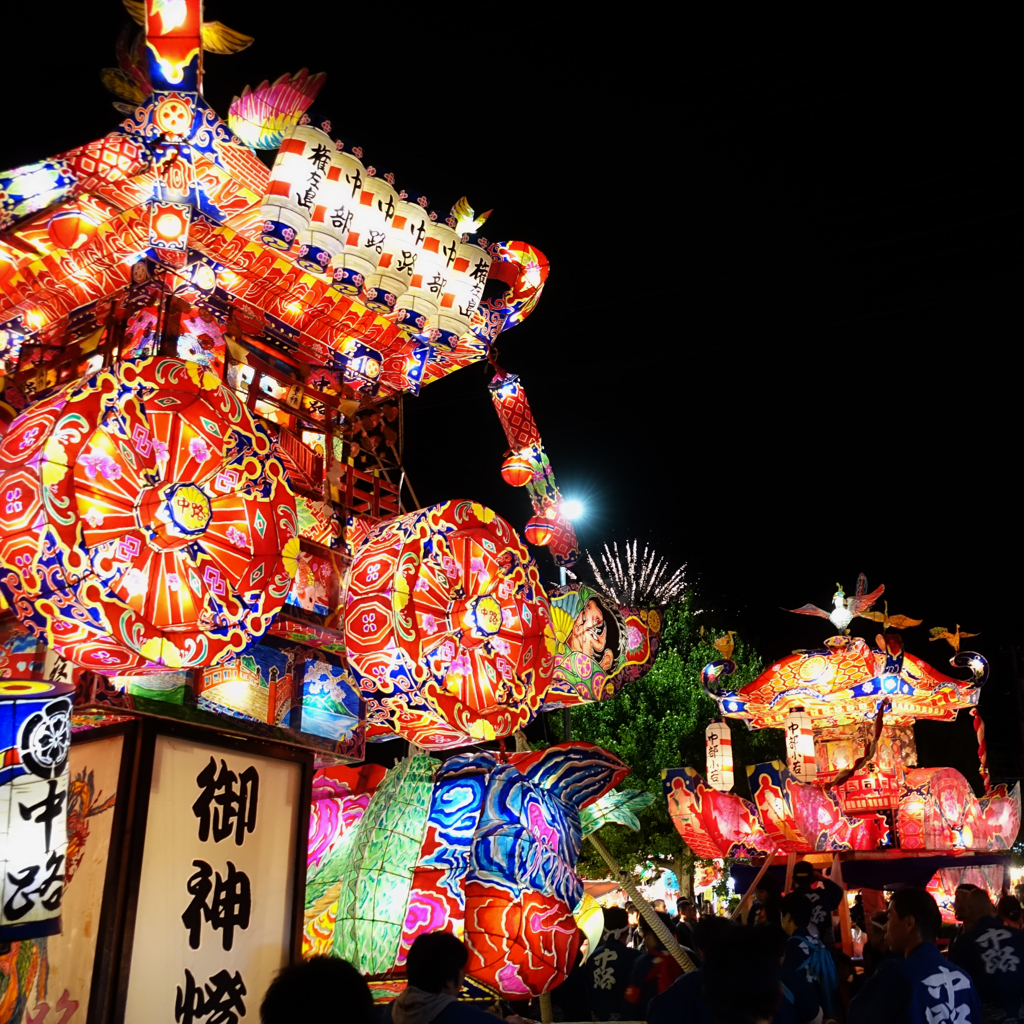 庄川夜高行燈