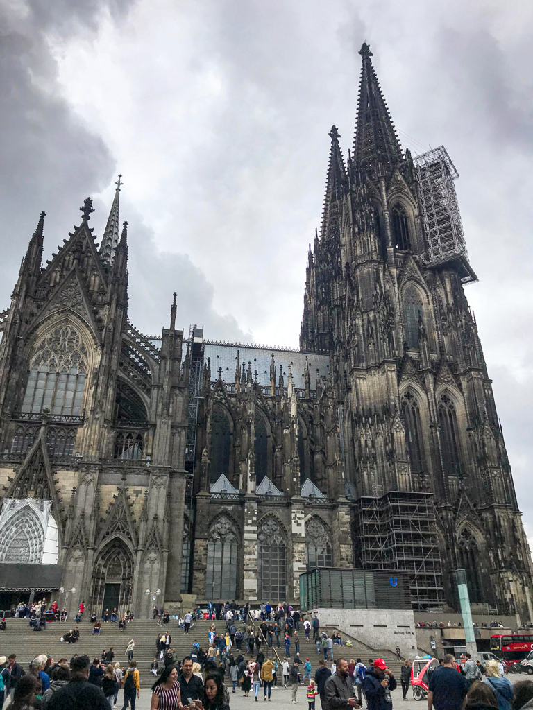 ケルン到着･･･駅を出ると！