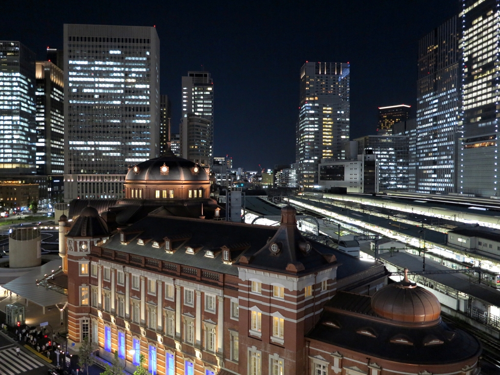東京駅　日本一巨大な駅
