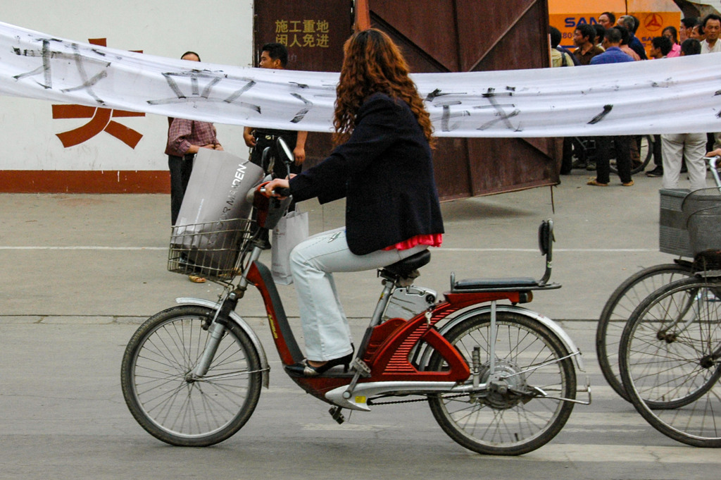 2006年中国の旅１　電動自転車＠山西省 太原