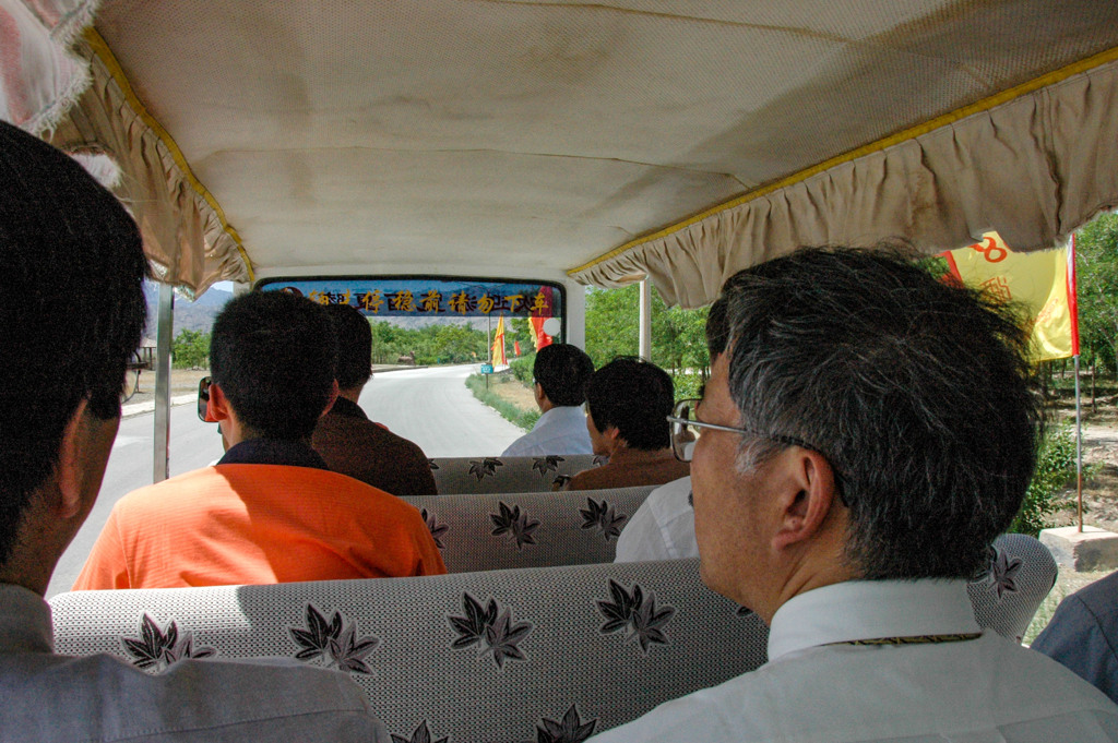 2006年中国の旅１　広大な移動はこれ…西夏王陵＠寧夏回族自治区・銀川