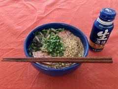 今宵の夕食 あり合わせごま塩ラーメン(^^ゞ