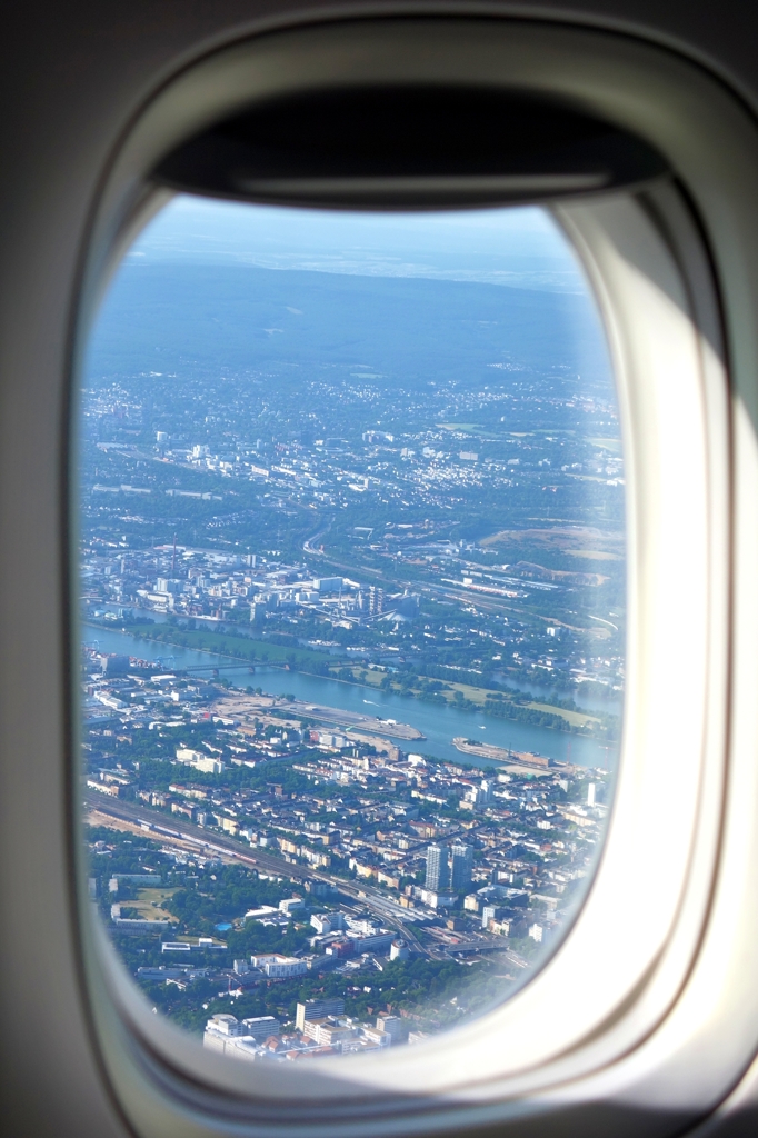 DE＆BEの旅　フランクフルト上空　着陸態勢