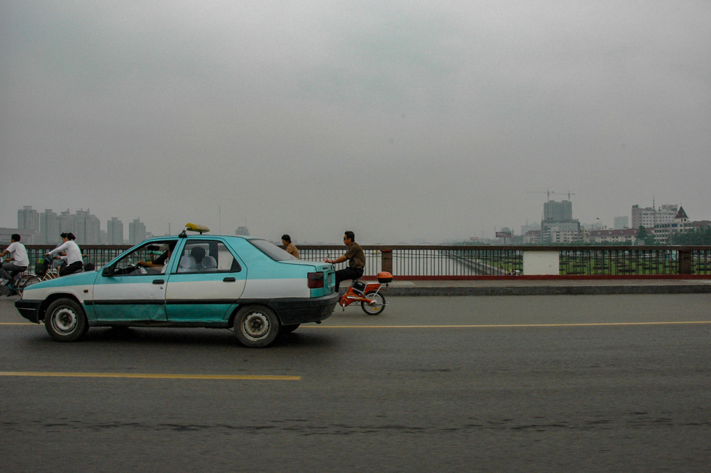 2006年中国の旅１　汾河を渡る…＠山西省 太原