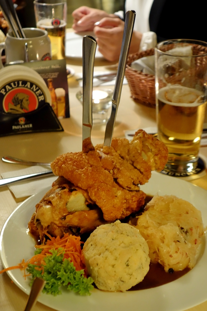DE＆BEの旅　ボンの夜に乾杯　その３