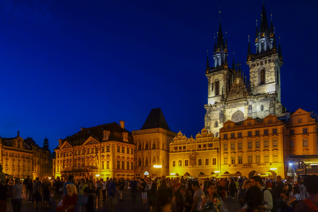 黄昏の旧市街広場 Staroměstské náměstí　その2