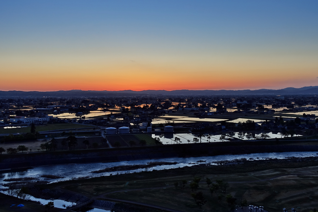 砺波散居村夕景　序章・・・