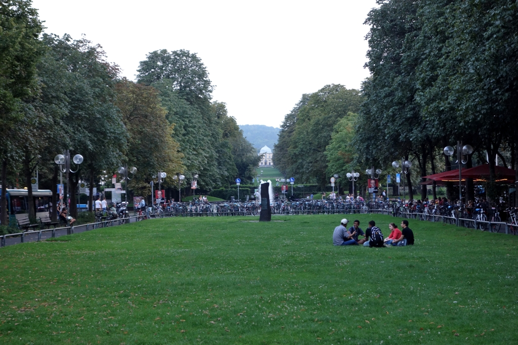 ドイツ＆ベルギーの旅　Poppelsdorfer Allee