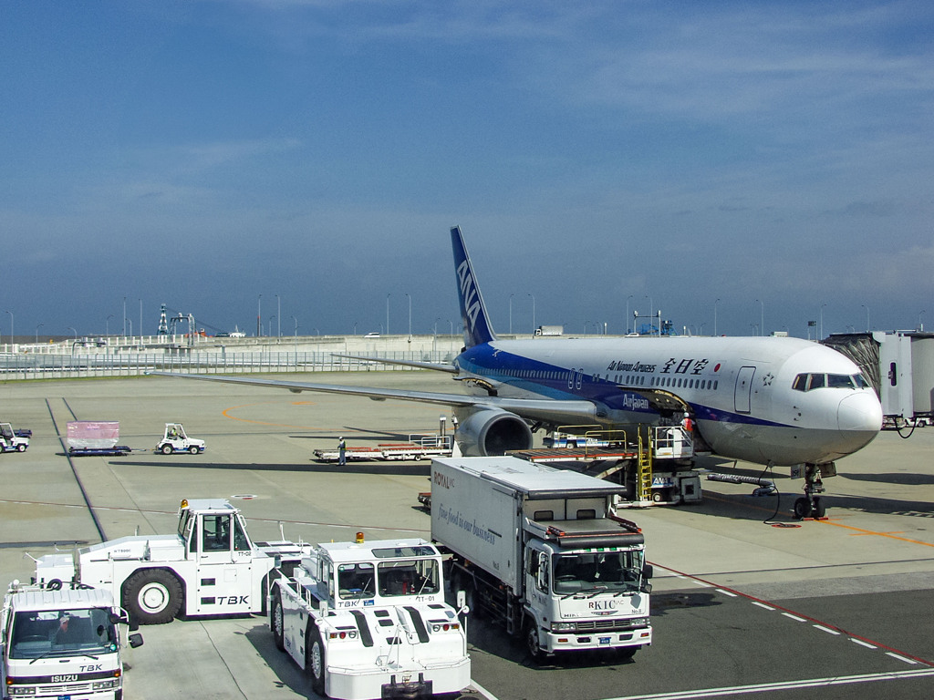 2003年中国の旅　再び中国へ…＠関西国際空港