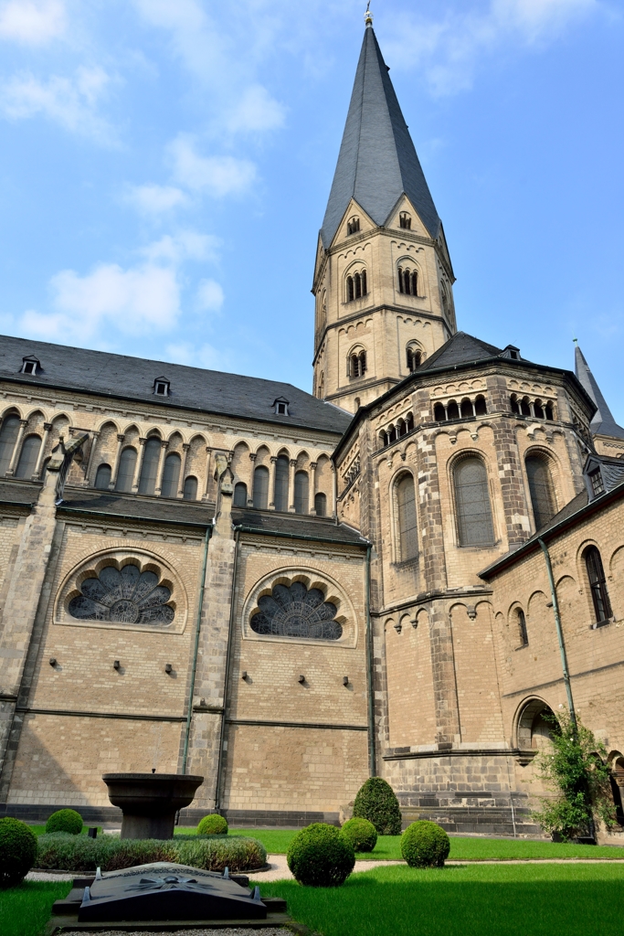 ドイツ＆ベルギーの旅　ボン大聖堂(ミュンスター聖堂)８