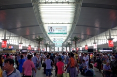 中国の旅　天津駅コンコース
