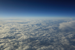 AT&DTの旅　冬のヨーロッパを覆う雲