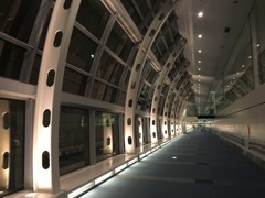 羽田空港国際線乗り継ぎへ